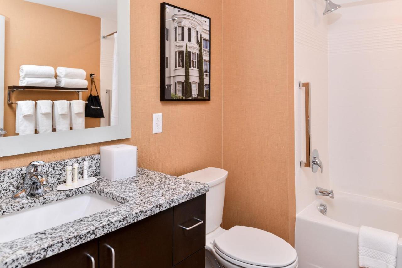 Towneplace Suites By Marriott Charleston-West Ashley Екстер'єр фото