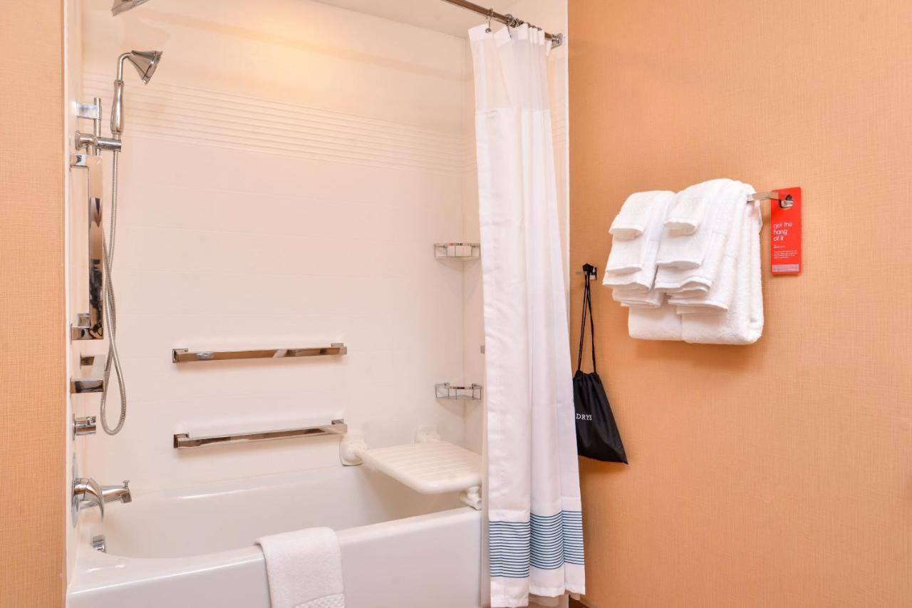 Towneplace Suites By Marriott Charleston-West Ashley Екстер'єр фото